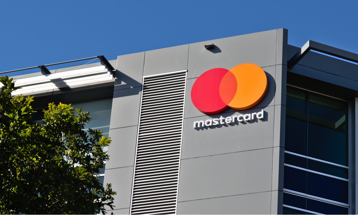 Mastercard nyse Ma Beats Profit Estimates As Consumer Spending Soars