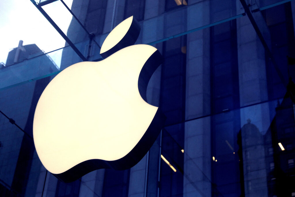 Apple nasdaq Aapl Joins Us Voluntary Ai Risk Management Scheme White House Says
