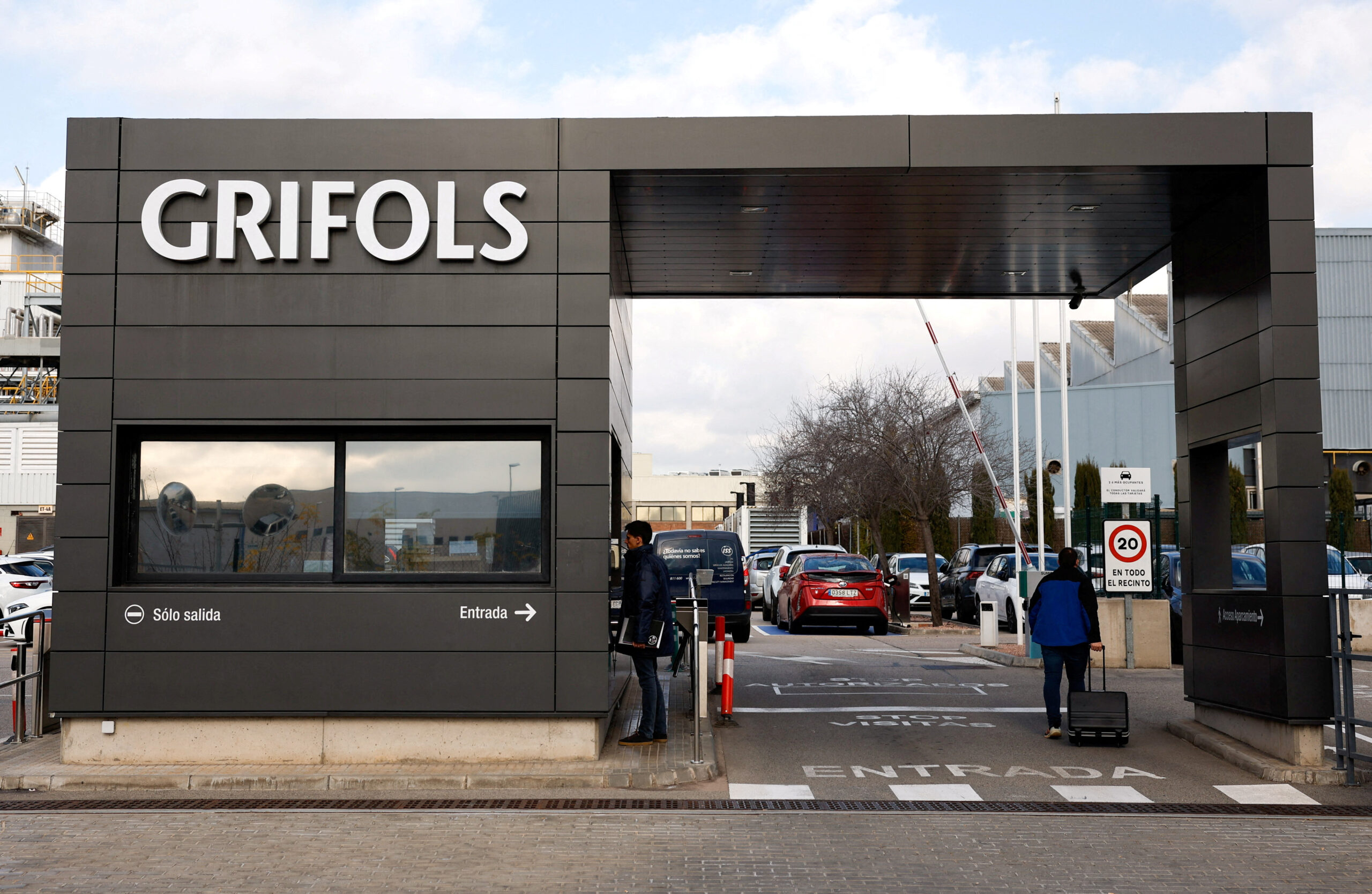 Grifols nasdaq Grfs Eyes Delisting in Joint Bid from Family and Brookfield