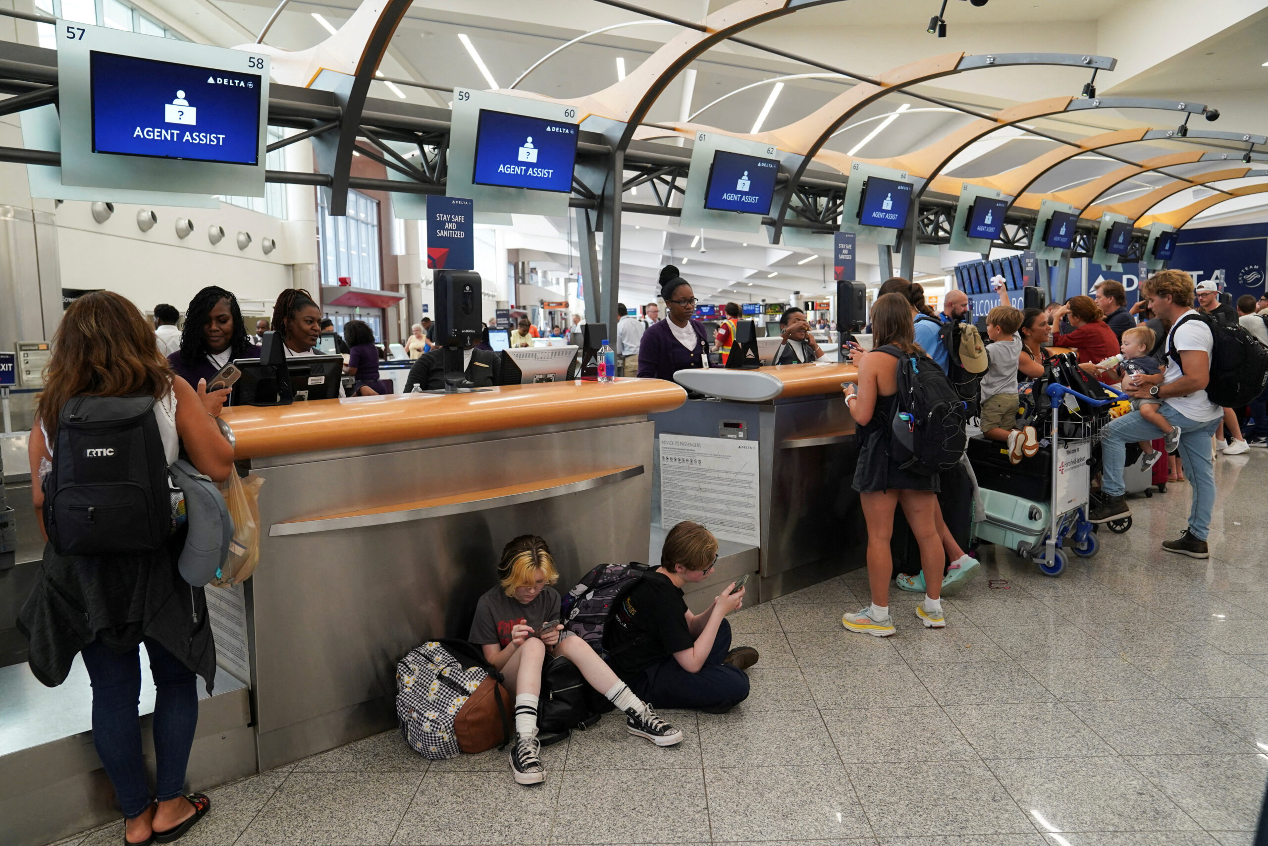 Us Rejects Airlines' Plea for More Time on Passenger Refund Obligations