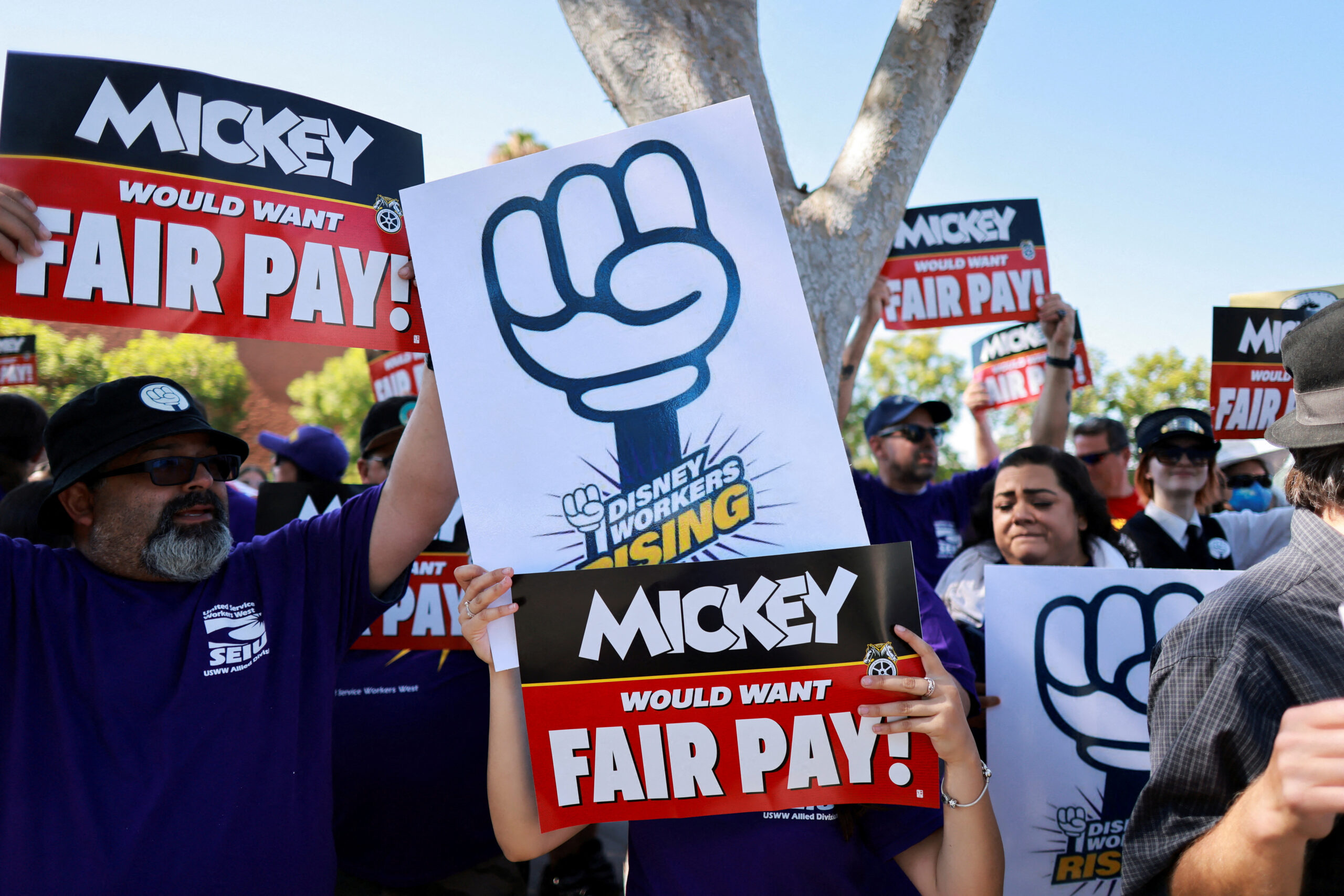 Walt Disney nyse Dis and Unions Secure Tentative Agreement Preventing Disneyland Strike