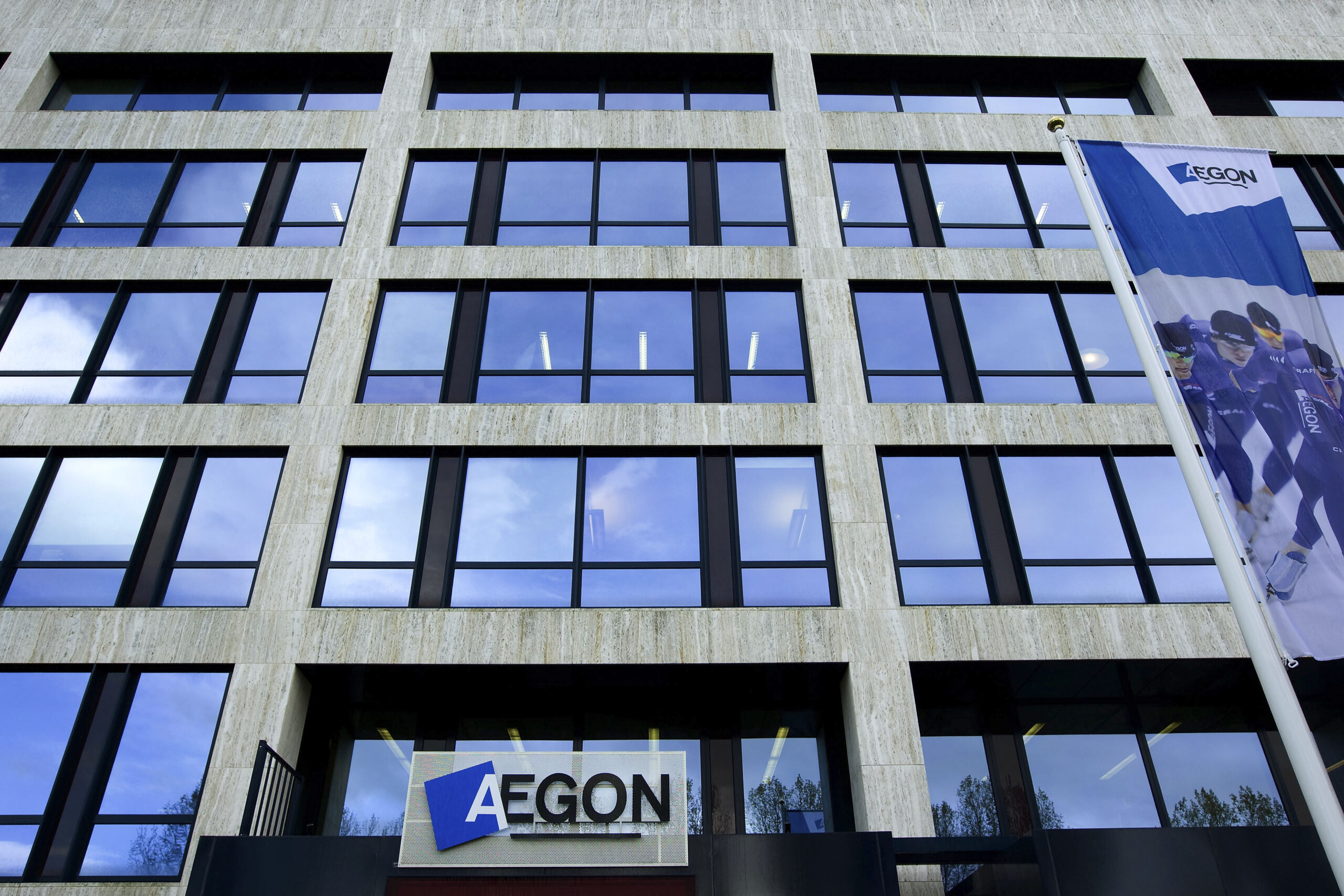 Aegon nyse Aeg Books 0 Million Loss from Higher Us Death related Insurance Claims