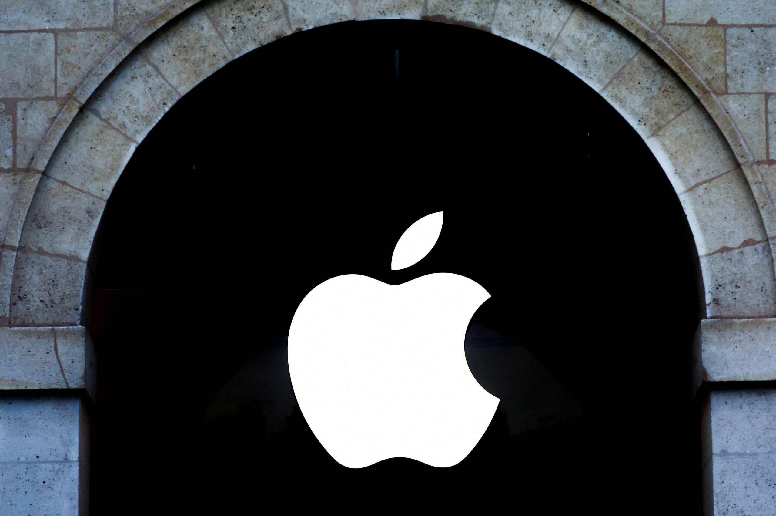 Us Watchdog Orders Goldman Sachs and Apple to Pay Million over Consumer Failures