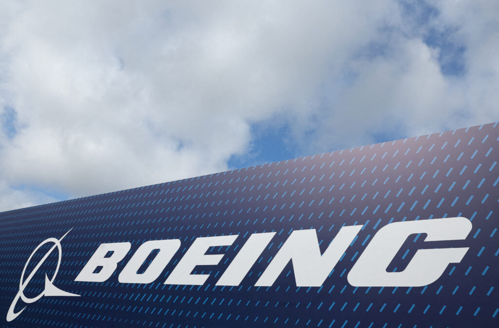 Boeing nyse Ba Secures 50 737 Max Jet Order from Chinese Aircraft Lessor