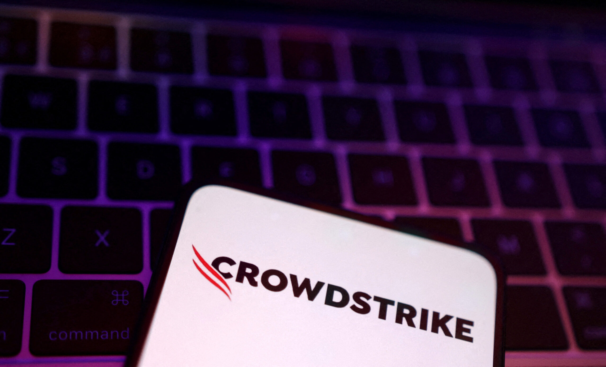 Travelers Sue Crowdstrike nasdaq Crwd After a Massive Outage Disrupts Air Travel