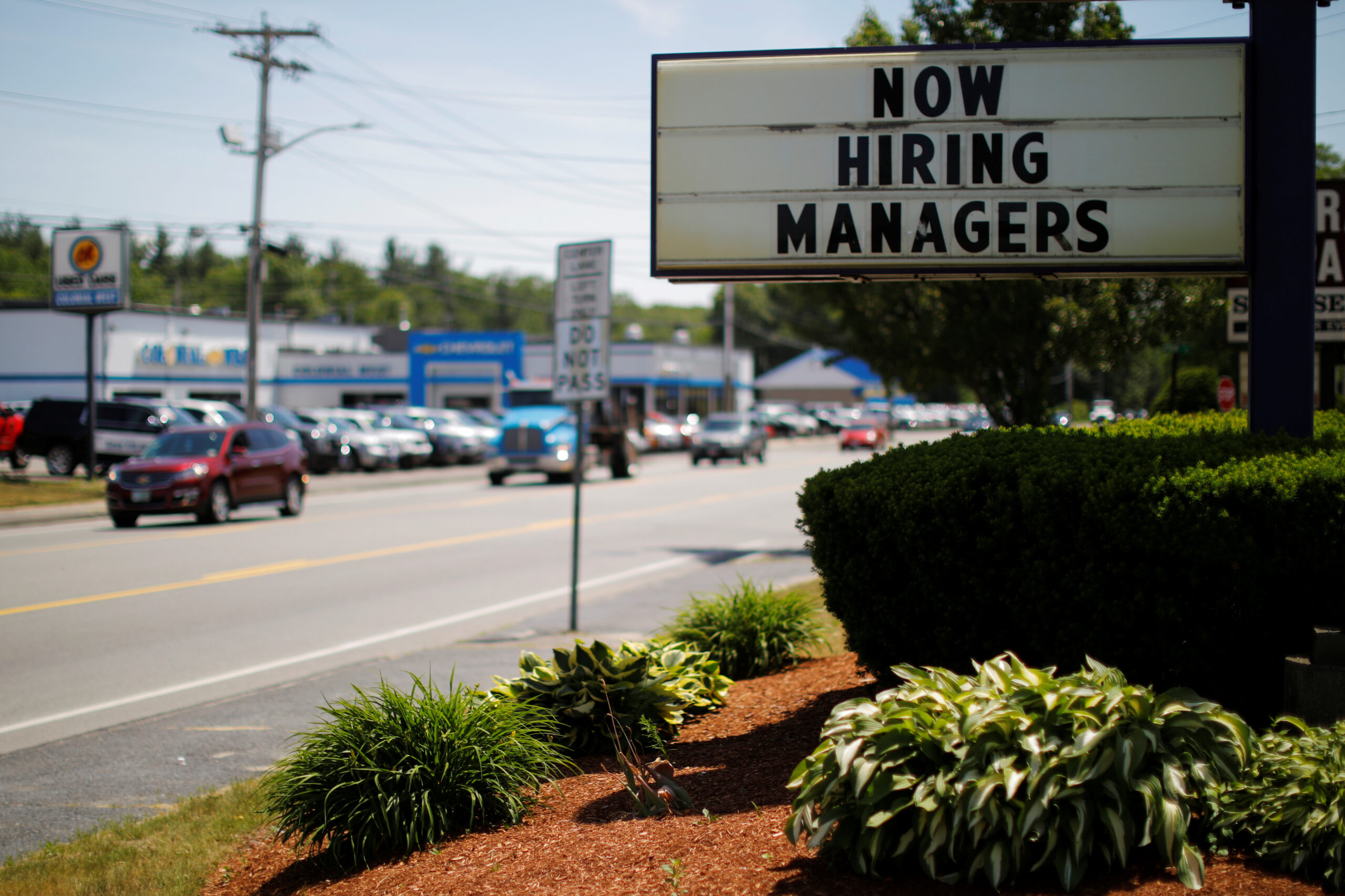 Us Jobless Claims Business Activity Keep Economy on Gradual Cooling Path