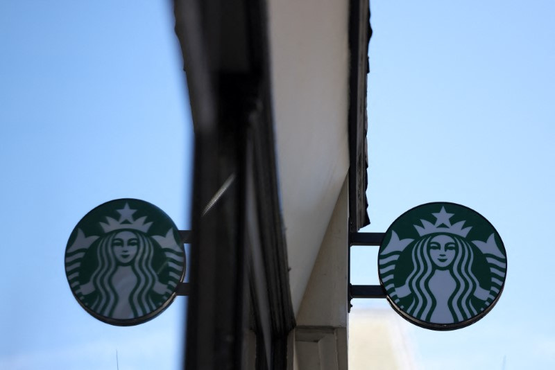 Starbucks nasdaq Sbux Names Brian Niccol As New Ceo What You Need to Know