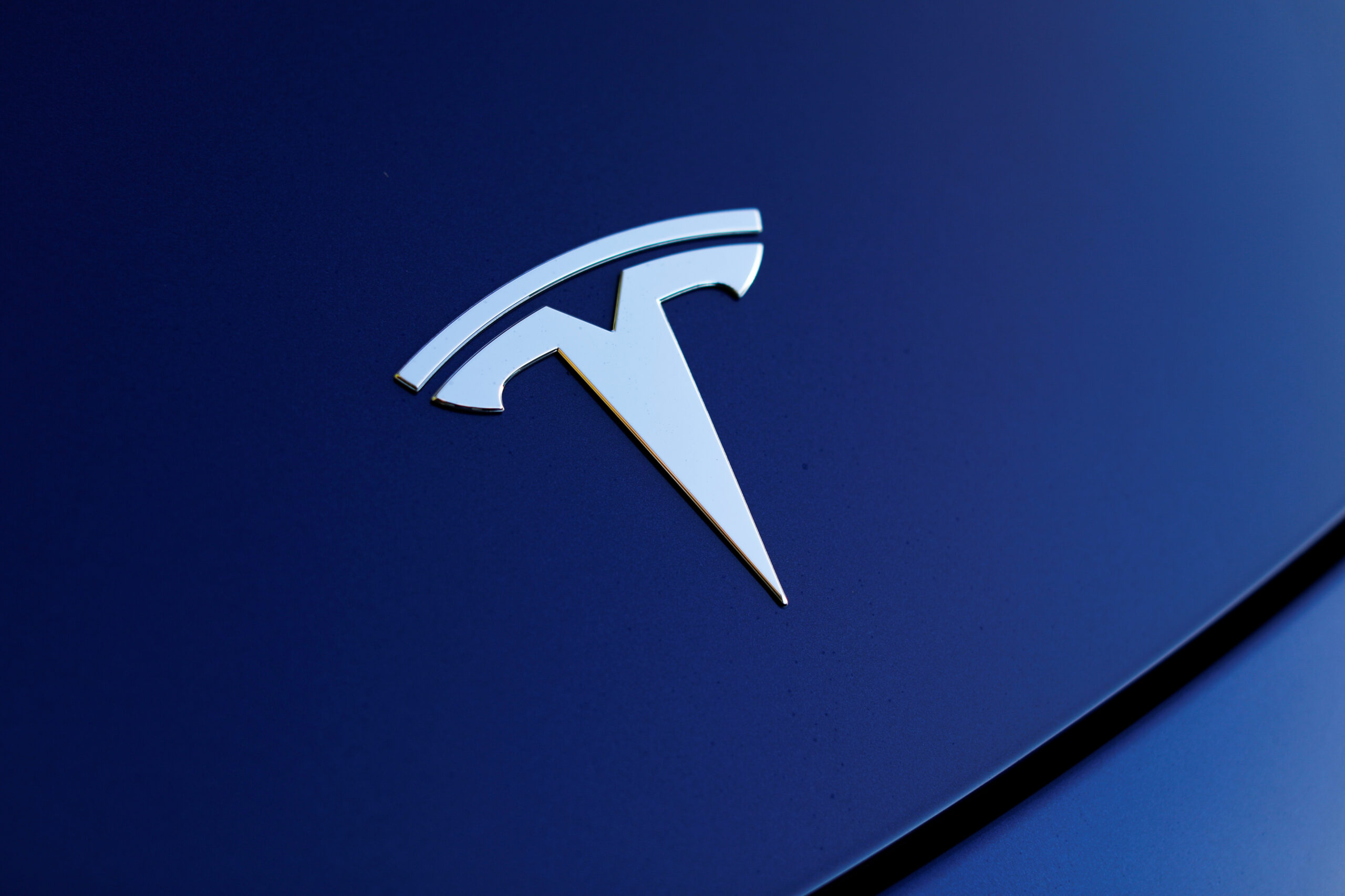 Tesla nasdaq Tsla Under Legal Fire Family of Motorcyclist Killed by Autopilot Seeks Justice