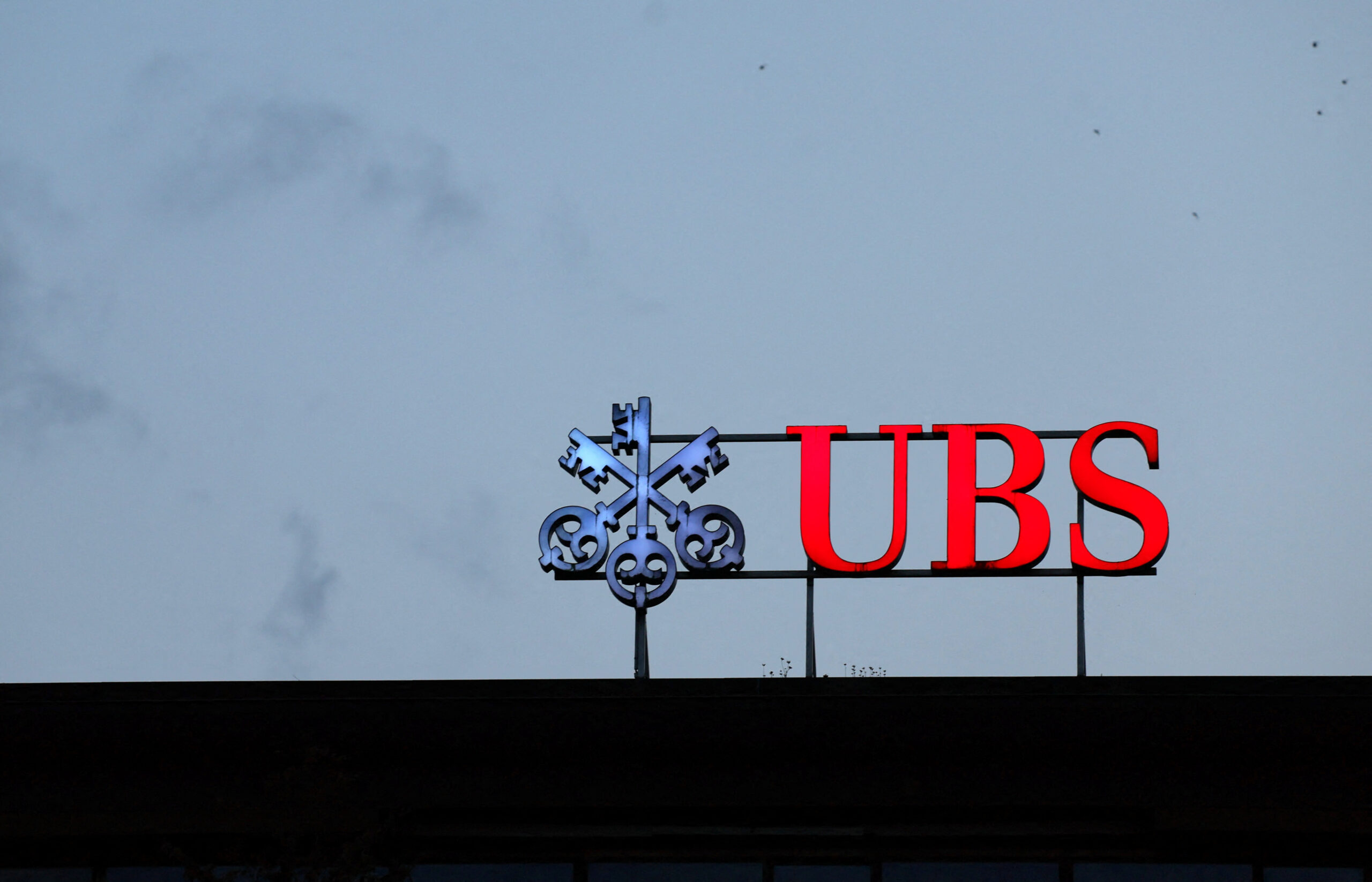 Ubs nyse Ubs Beats Q2 Profit Estimates Stock Jumps