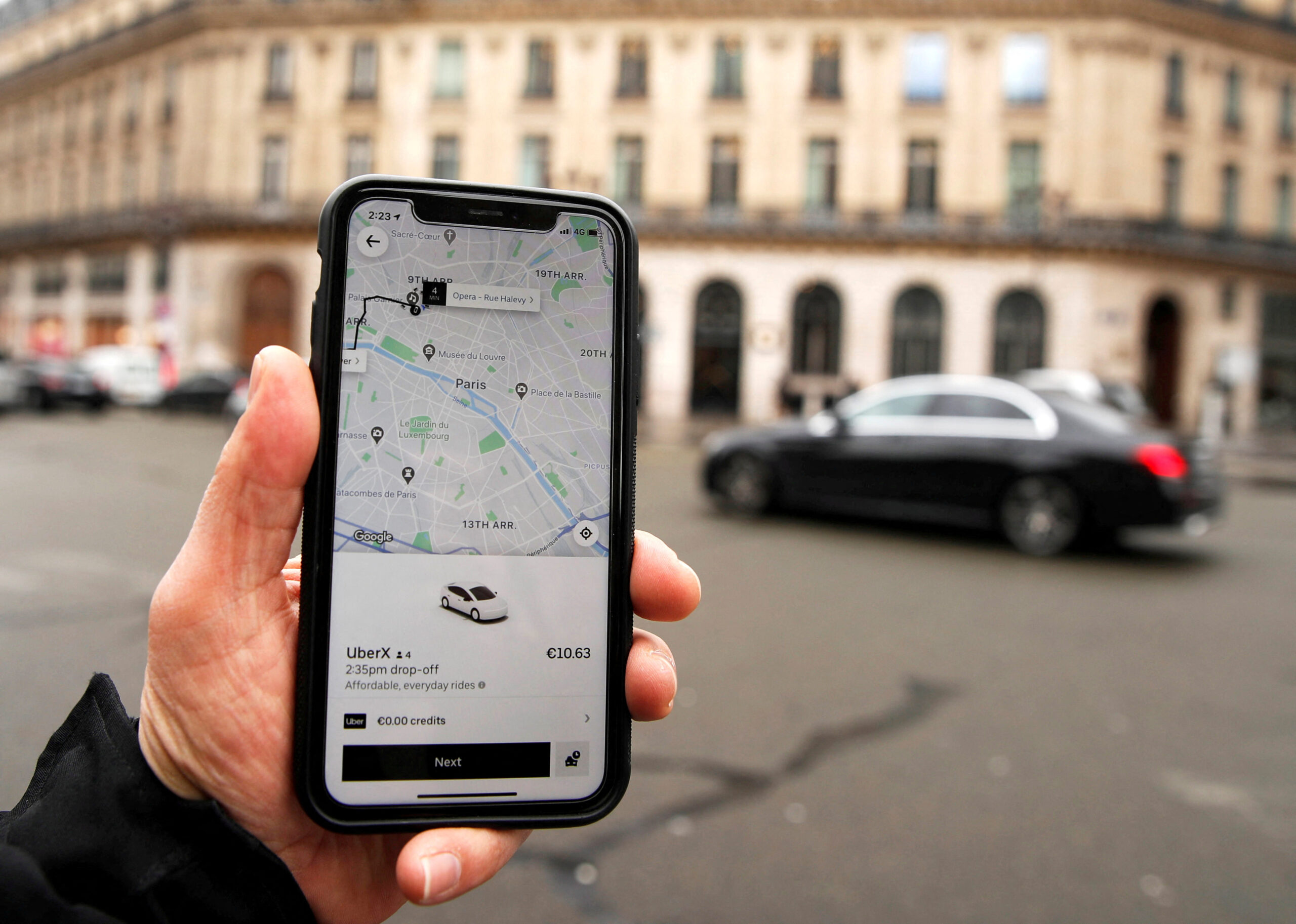 Dutch Watchdog Slaps Uber with 4 Million Penalty for Sending Drivers' Data to the Us