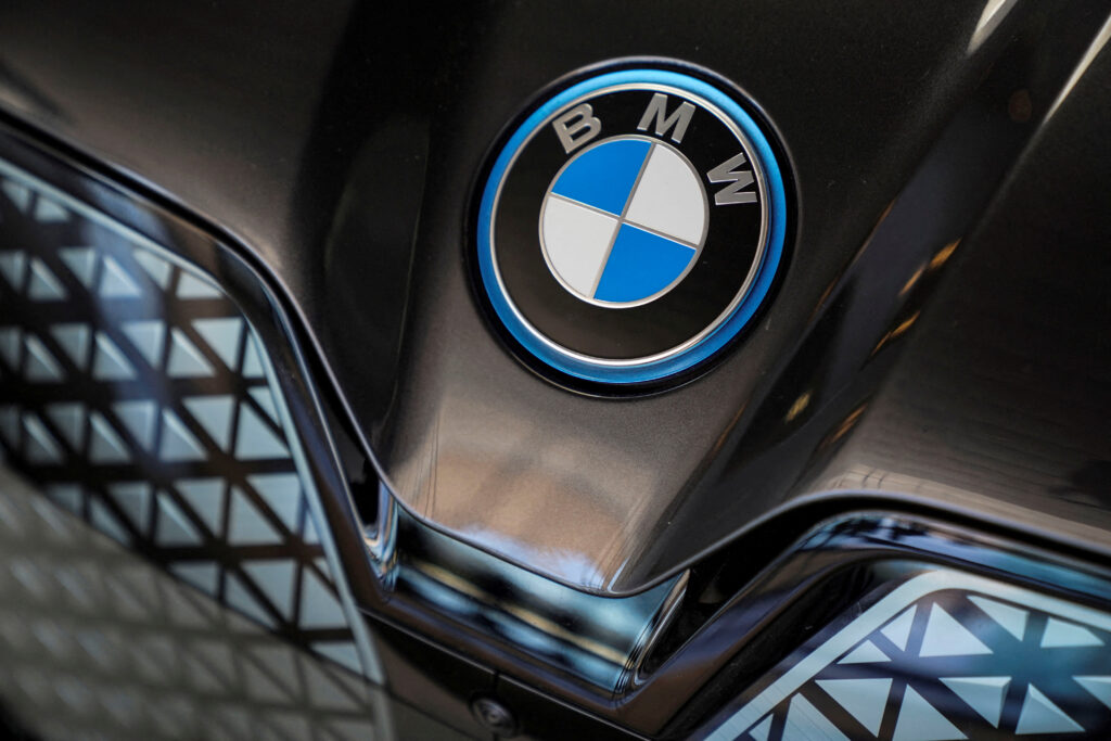 Bmw to Launch Its First Hydrogen Car in 2028 in Collaboration with Toyota Motor