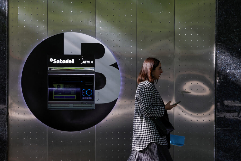 Sabadell and Bbva Executives Clash over Future of Takeover Bid