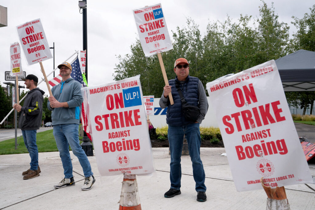 Boeing nyse Ba Starts Furloughs in Washington and Oregon Amid Labor Strike