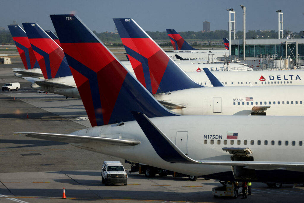 Delta Air Lines to Pause Flights Between New York and Tel Aviv Through March