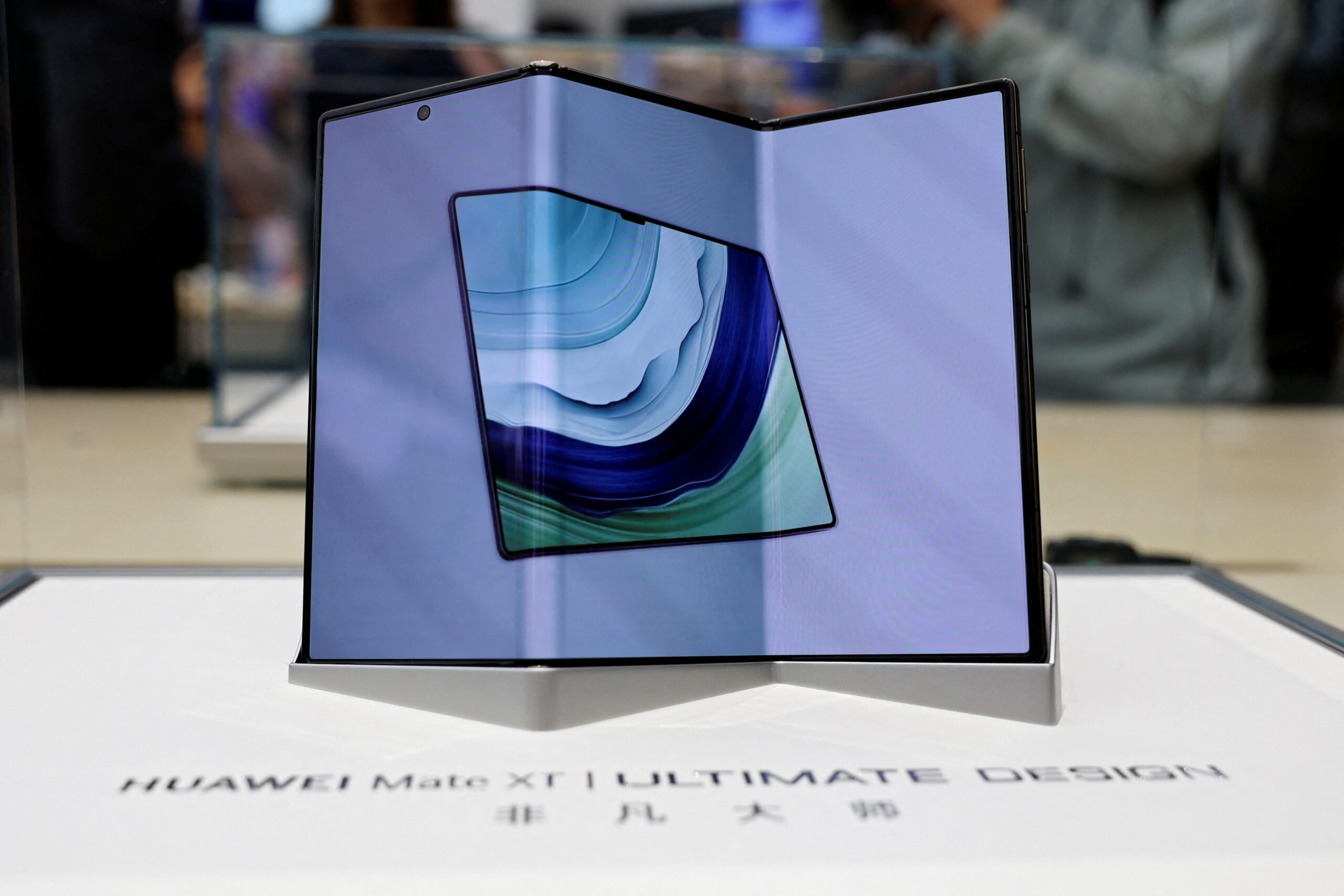 National Pride Meets Sticker Shock As Huawei's 800 Tri foldable Phone Debuts in China