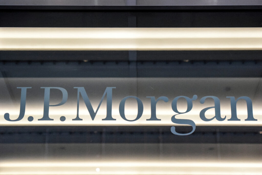 Cash Could Stay Attractive for Months Despite Rate Cuts Jp Morgan Says