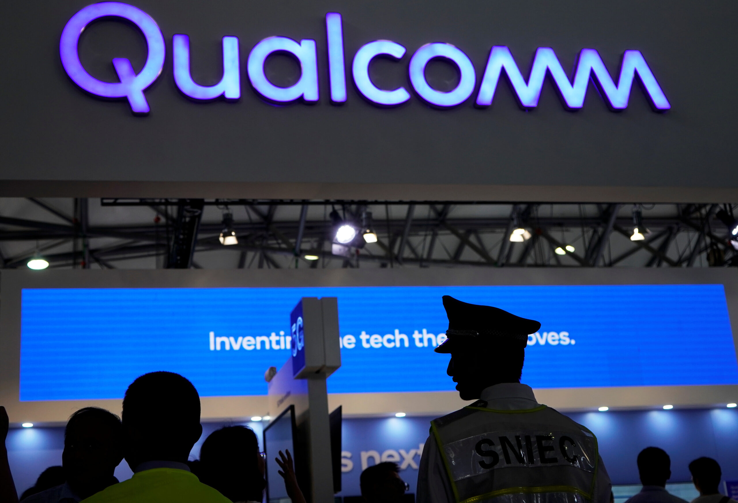 Qualcomm nasdaq Qcom Explores Acquiring Portions of Intel Chip Design Business Reuters Reports