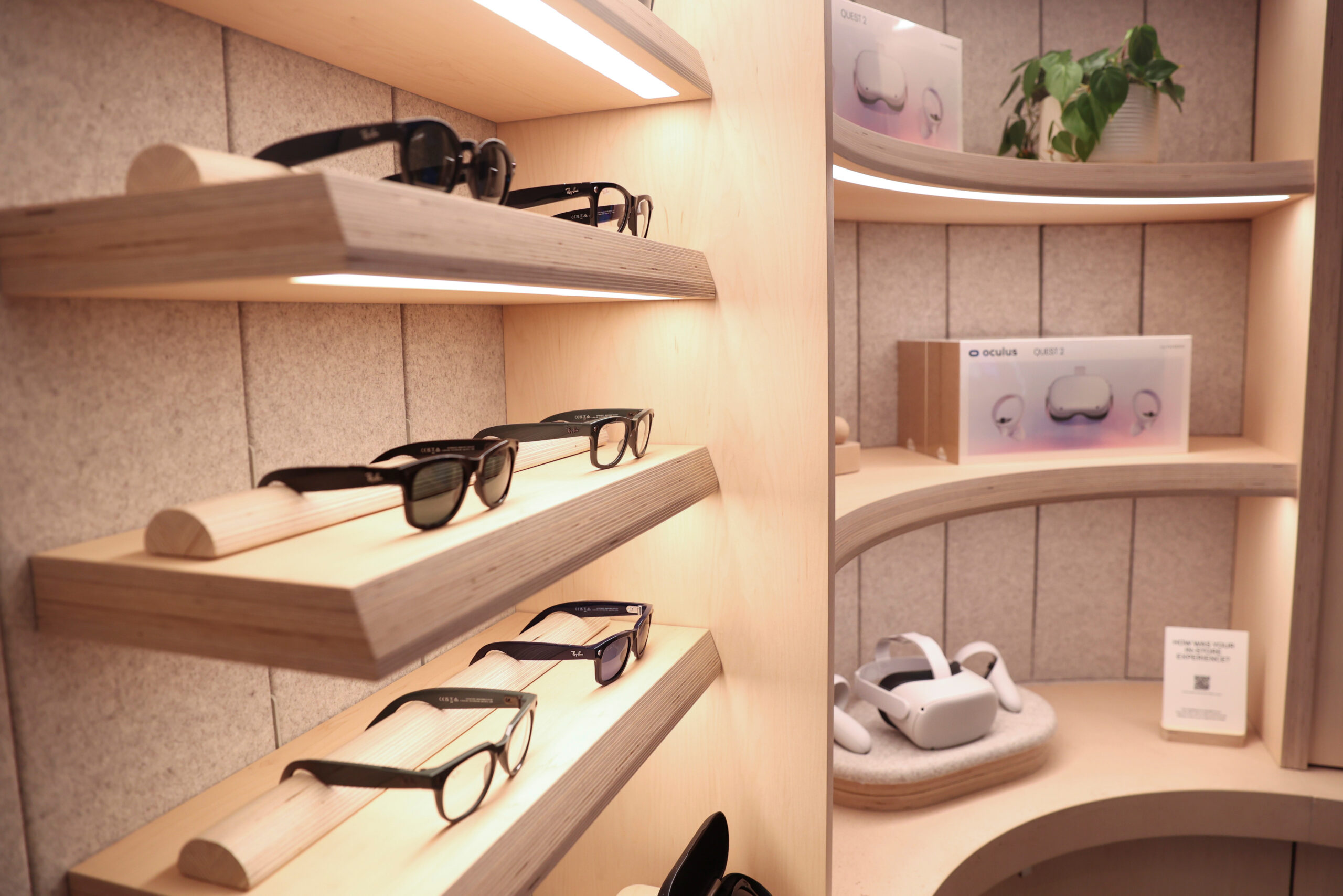 Essilorluxottica and Meta nasdaq Meta Extend Smart Glasses Partnership with 10 year Deal