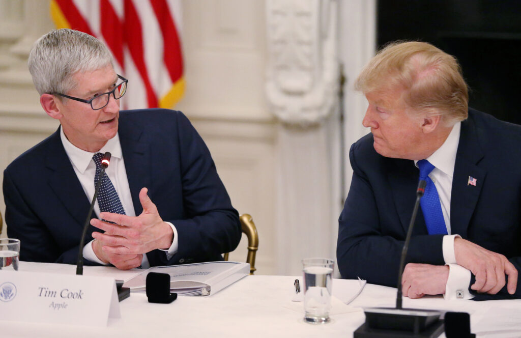 Trump Says Apple Ceo Cook Called Him with Concerns About Eu Penalties