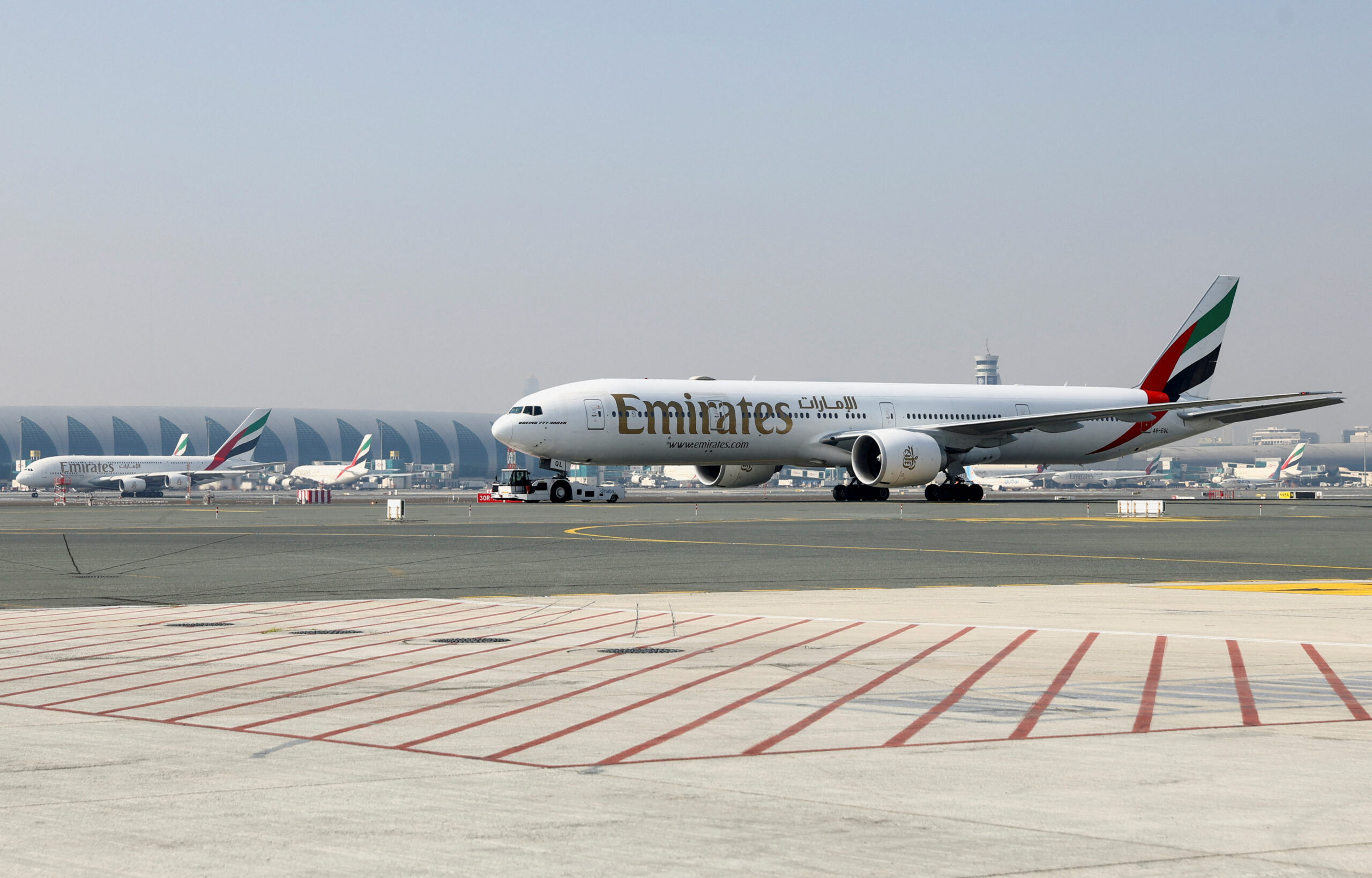 Emirates Orders More Boeing 777f Freighters Sources Say