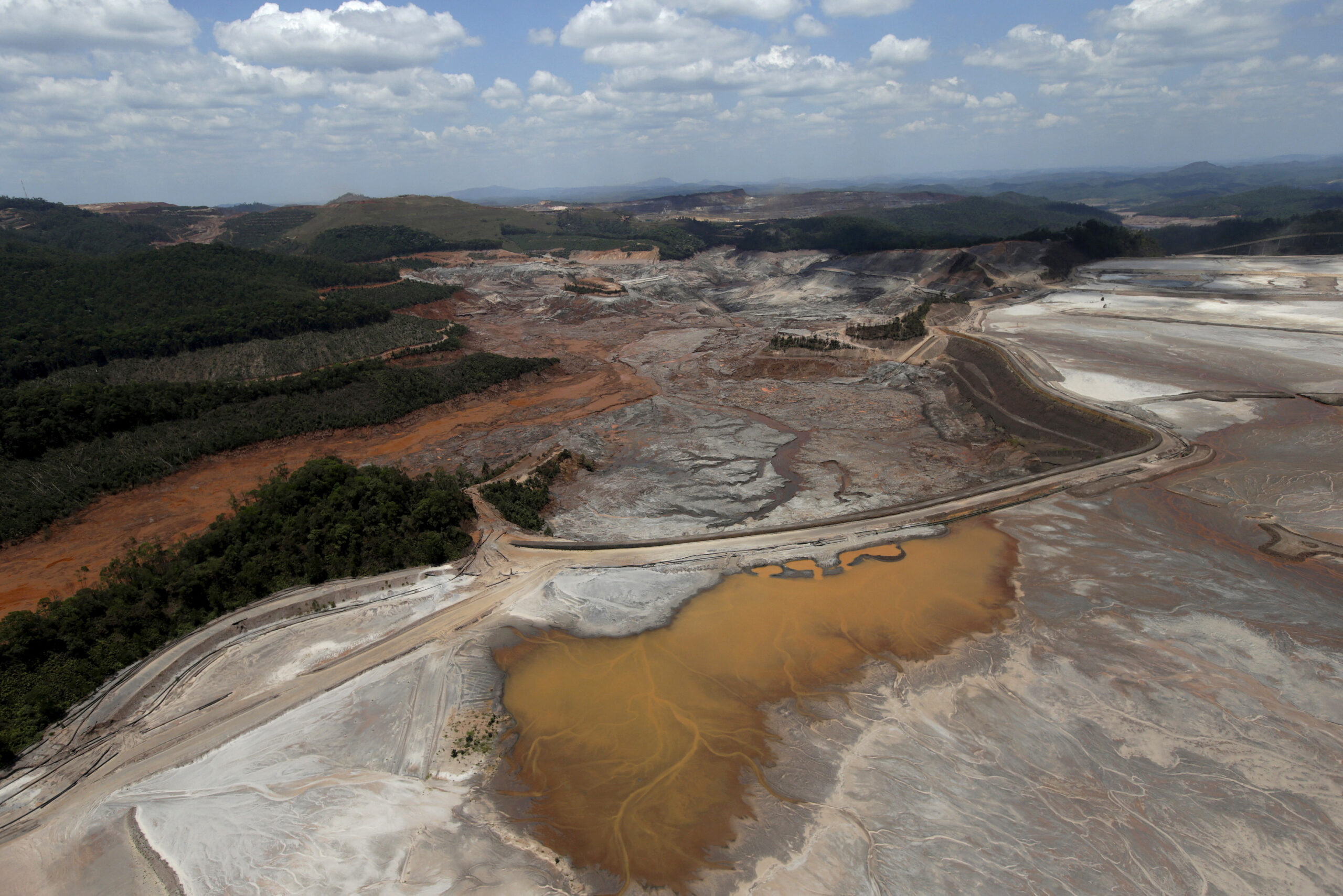 Bhp Trying to Avoid Responsibility over Brazilian Dam Collapse Uk Court Told