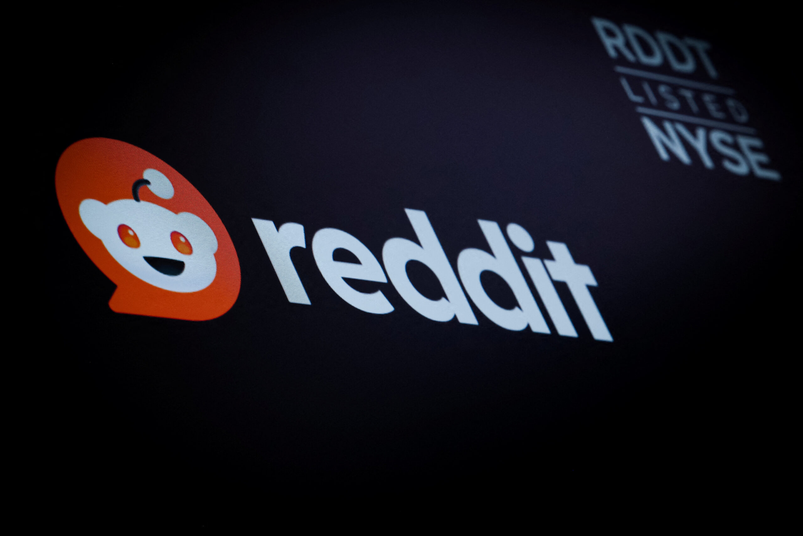 Snap Reddit and Google Lift Digital Ad Sector with Upbeat Q3 Earnings