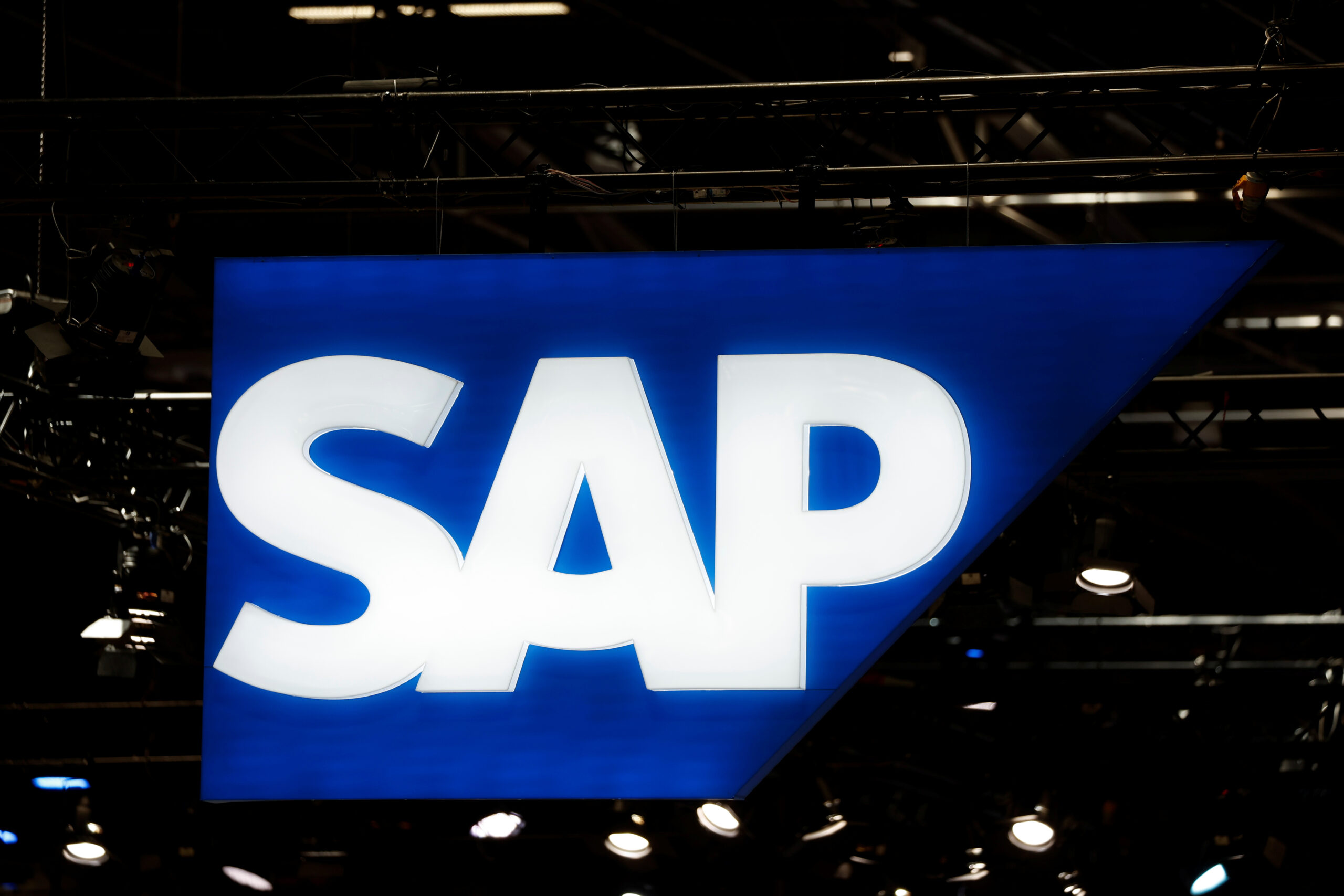 Sap Shares Hit All time High After Upbeat Cloud Business Outlook