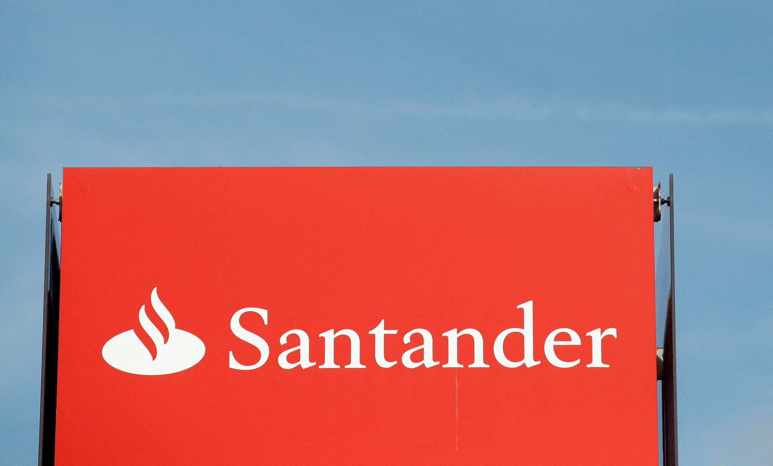 Santander Uk Sets Aside 5 Million to Cover Possible Motor Finance Claims