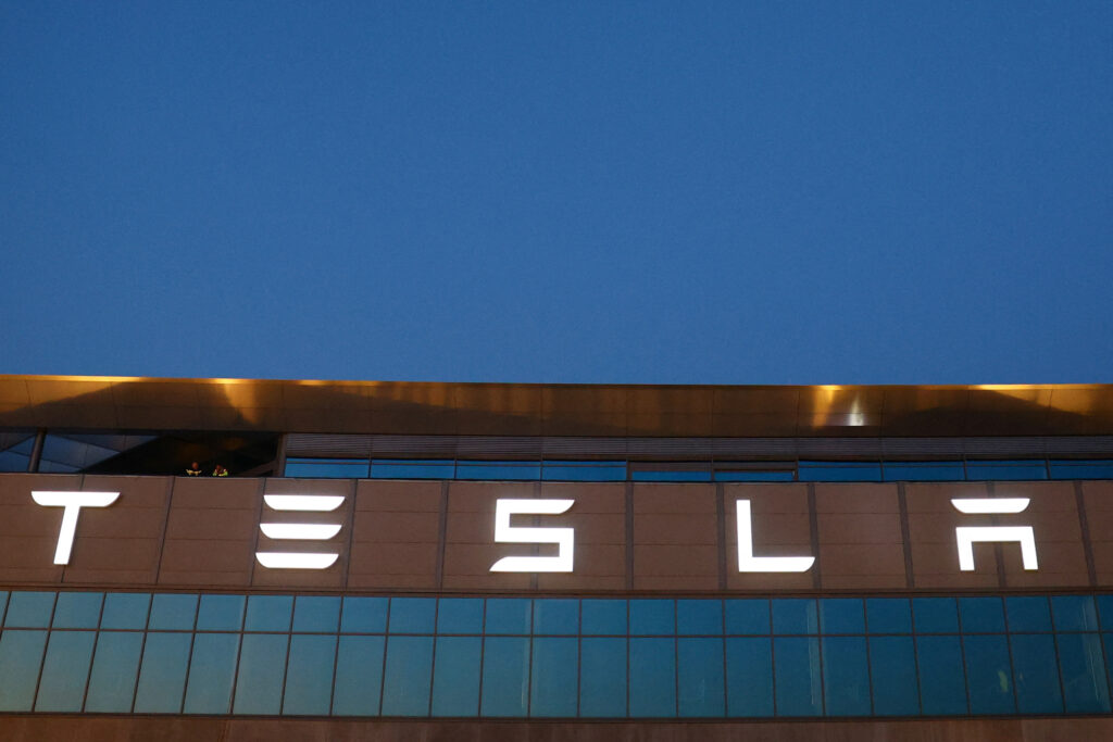 Tesla Announces Permanent Jobs for 500 Temporary Workers at German Gigafactory