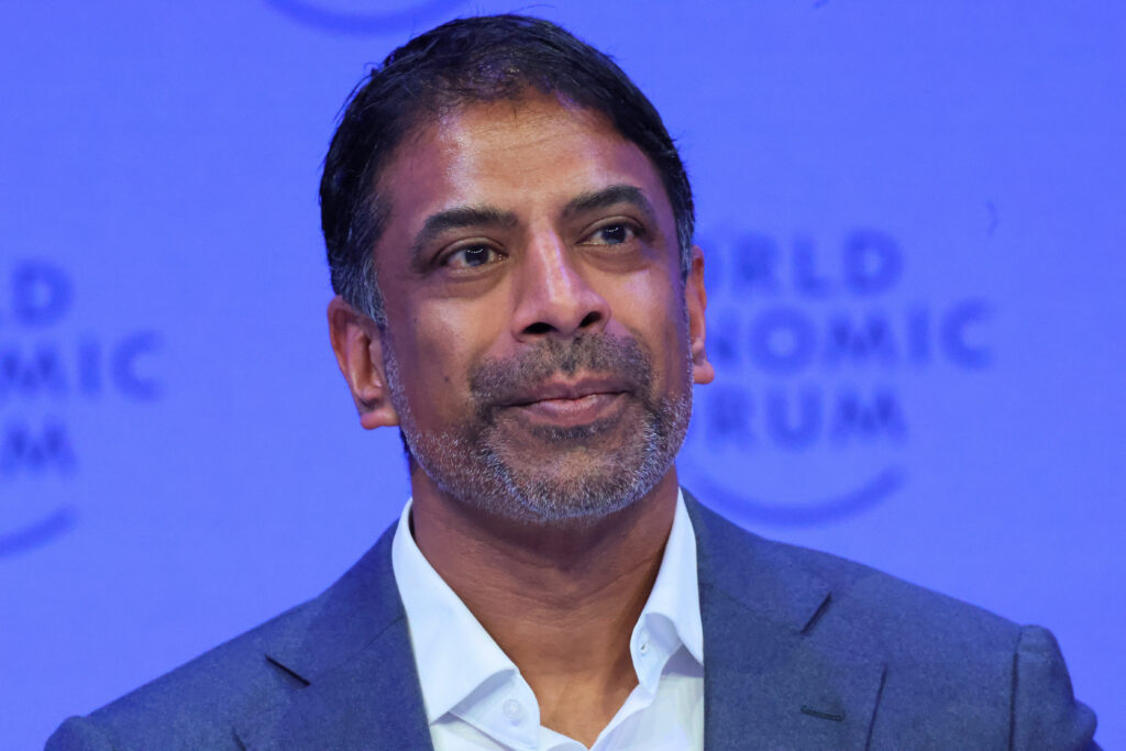 Novartis Ceo 'very Confident' on Sales Target Doesn't Fear Patent Cliff Newspaper