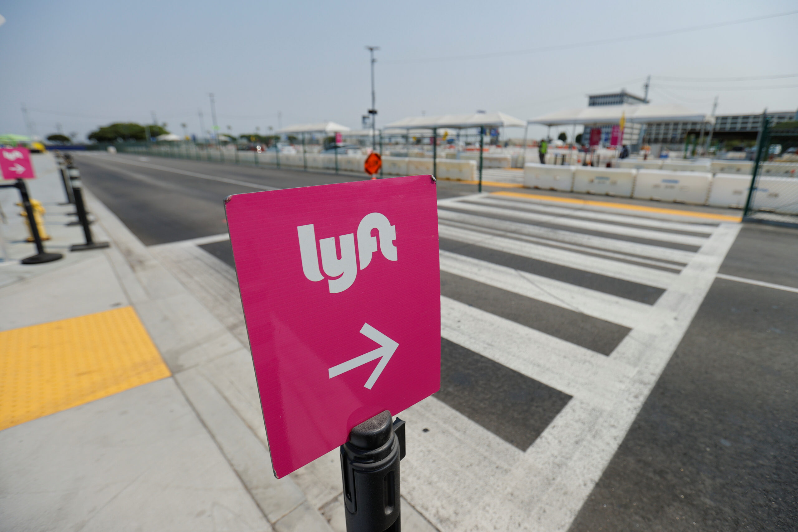 Lyft nasdaq Lyft Stock Soars on Upbeat Q4 Outlook