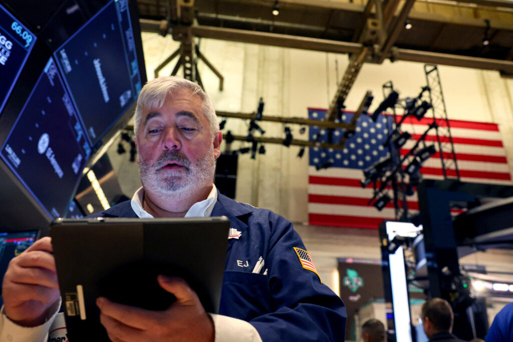 Us Stock Futures Point to Higher Open As Americans Vote