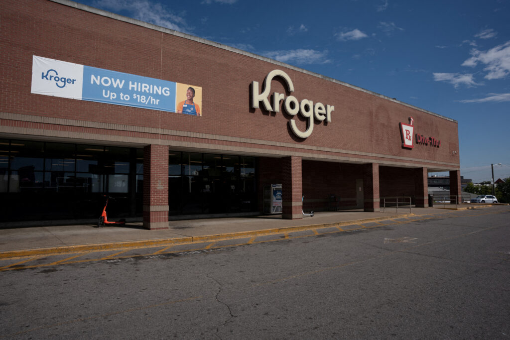 Us Judge Blocks Billion Kroger albertsons Merger