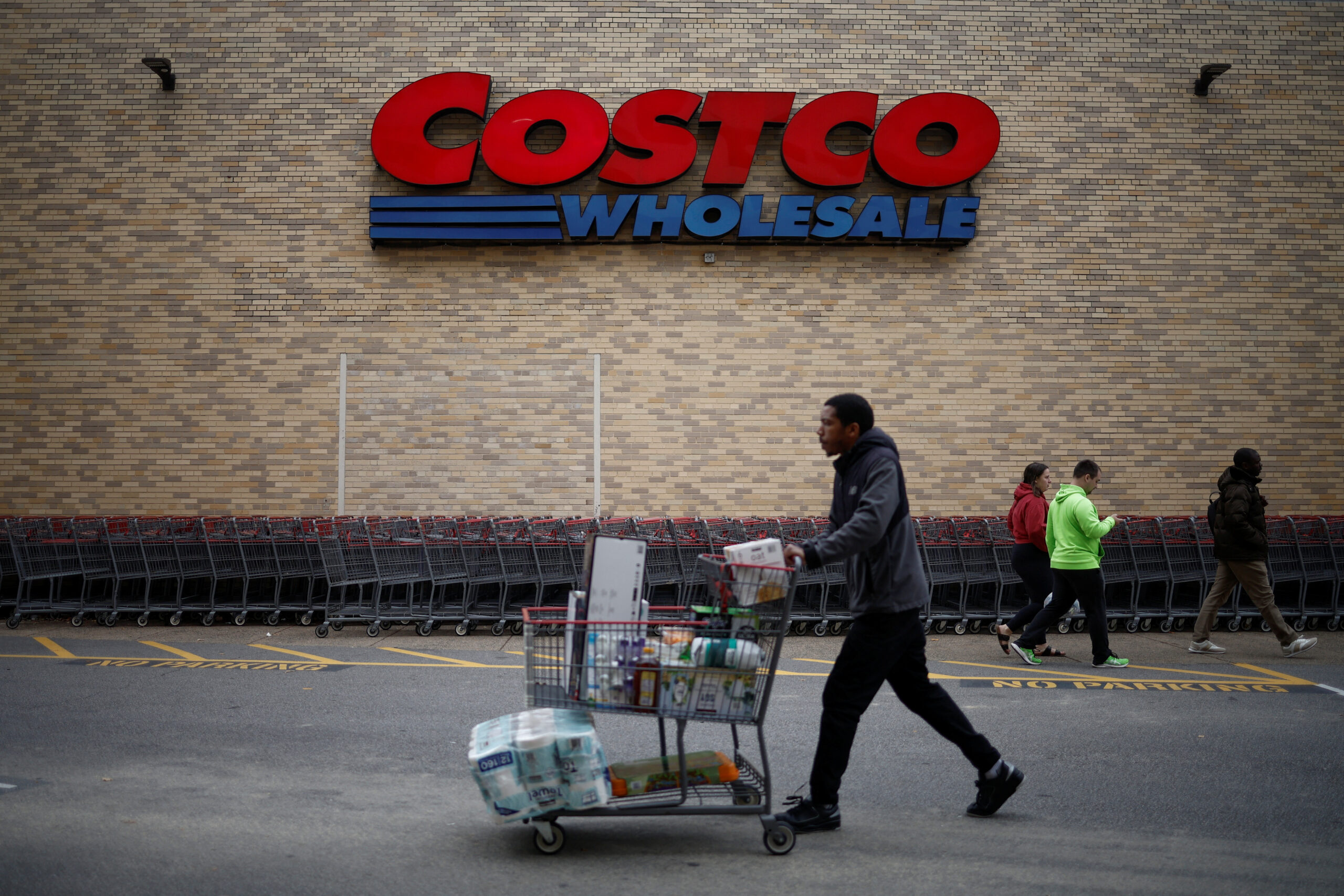 Costco Teamsters Vote to Authorize Us wide Strike Union Says