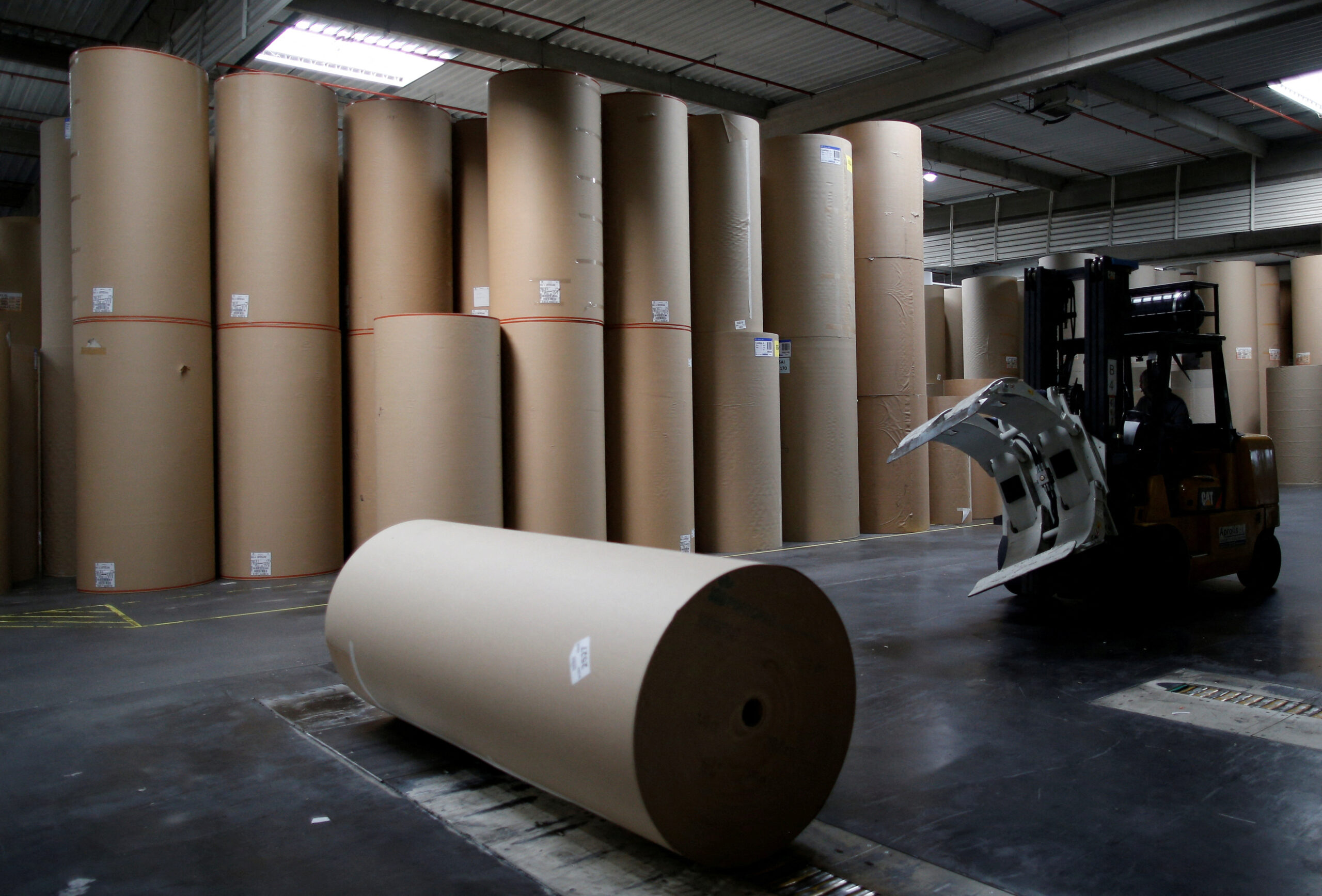 International Paper Secures Eu Approval for 2 Billion Ds Smith Acquisition