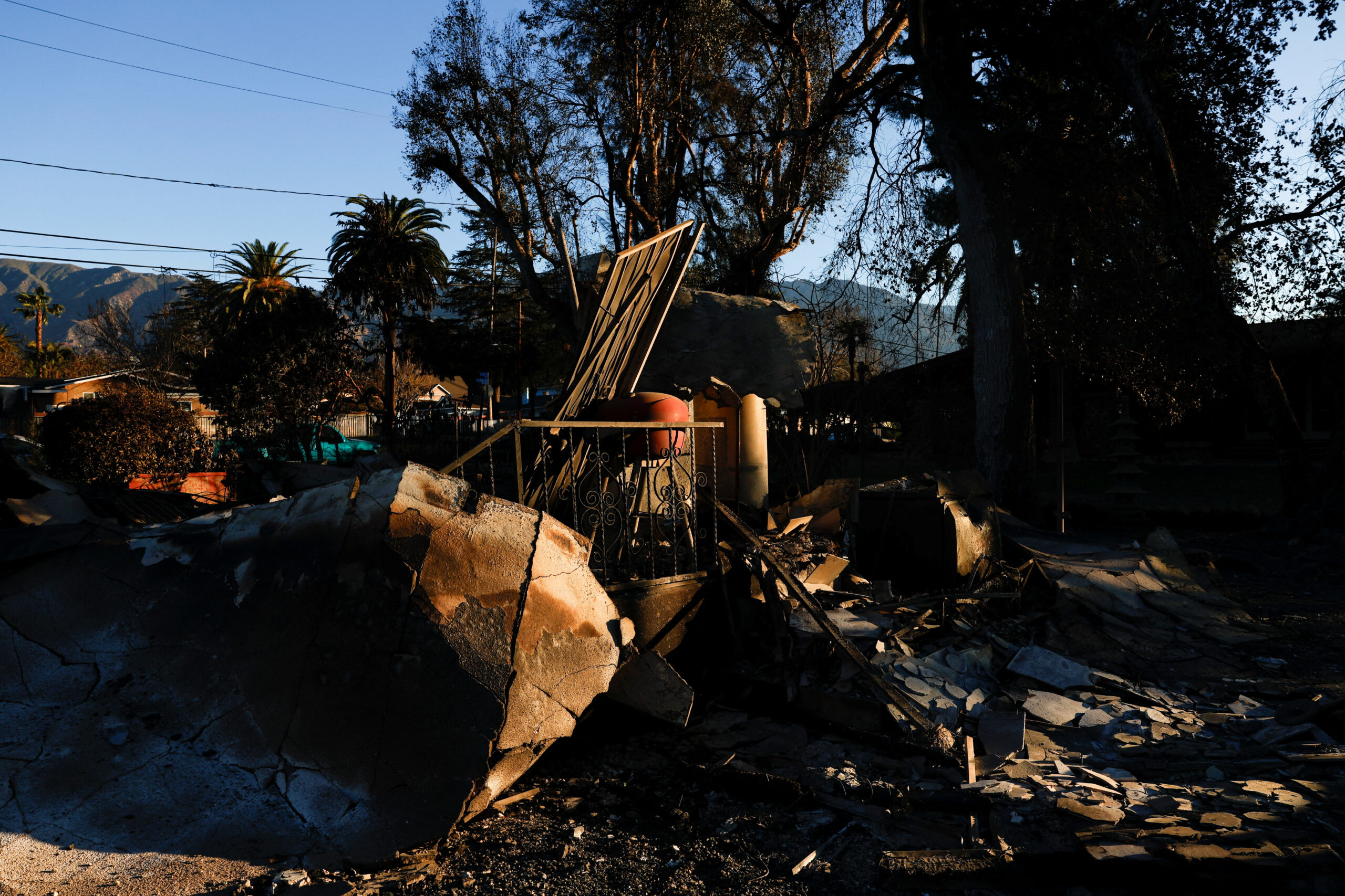 Top Us Banks Prepare Mortgage Relief for Los Angeles Wildfire Victims