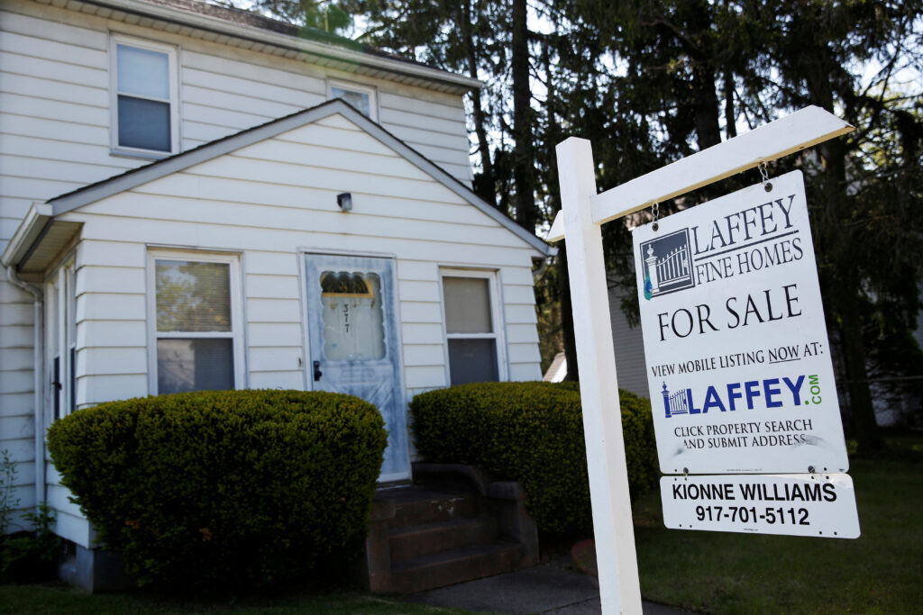 Us Existing Home Sales Rise in December As House Prices Hit Record High in 2024