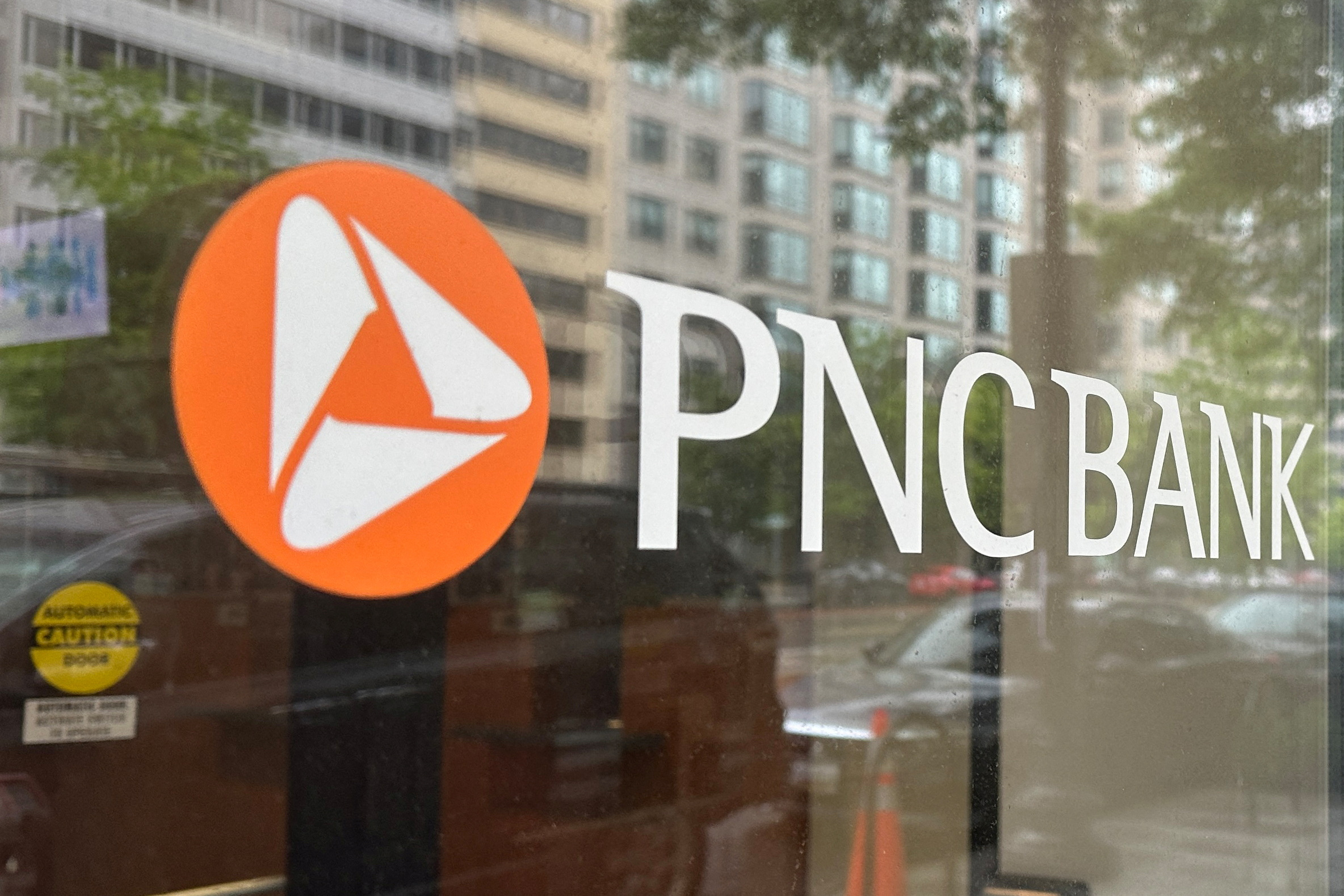 Pnc Financial's Profit Rises on Interest Income Growth Lower Rainy day Funds