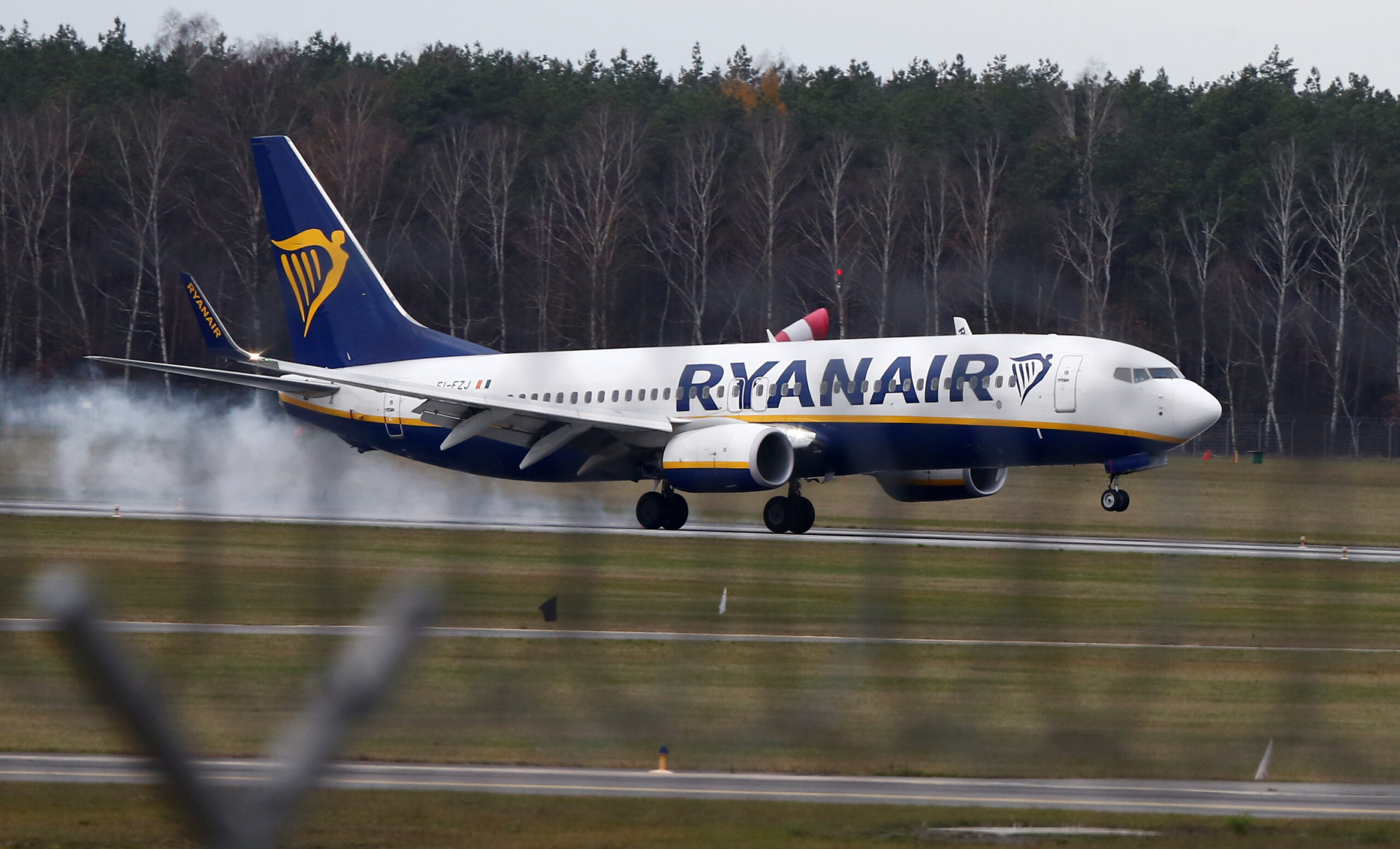 Vilnius bound Ryanair Flight Diverted to Warsaw over over Gps Interference Lithuania Says