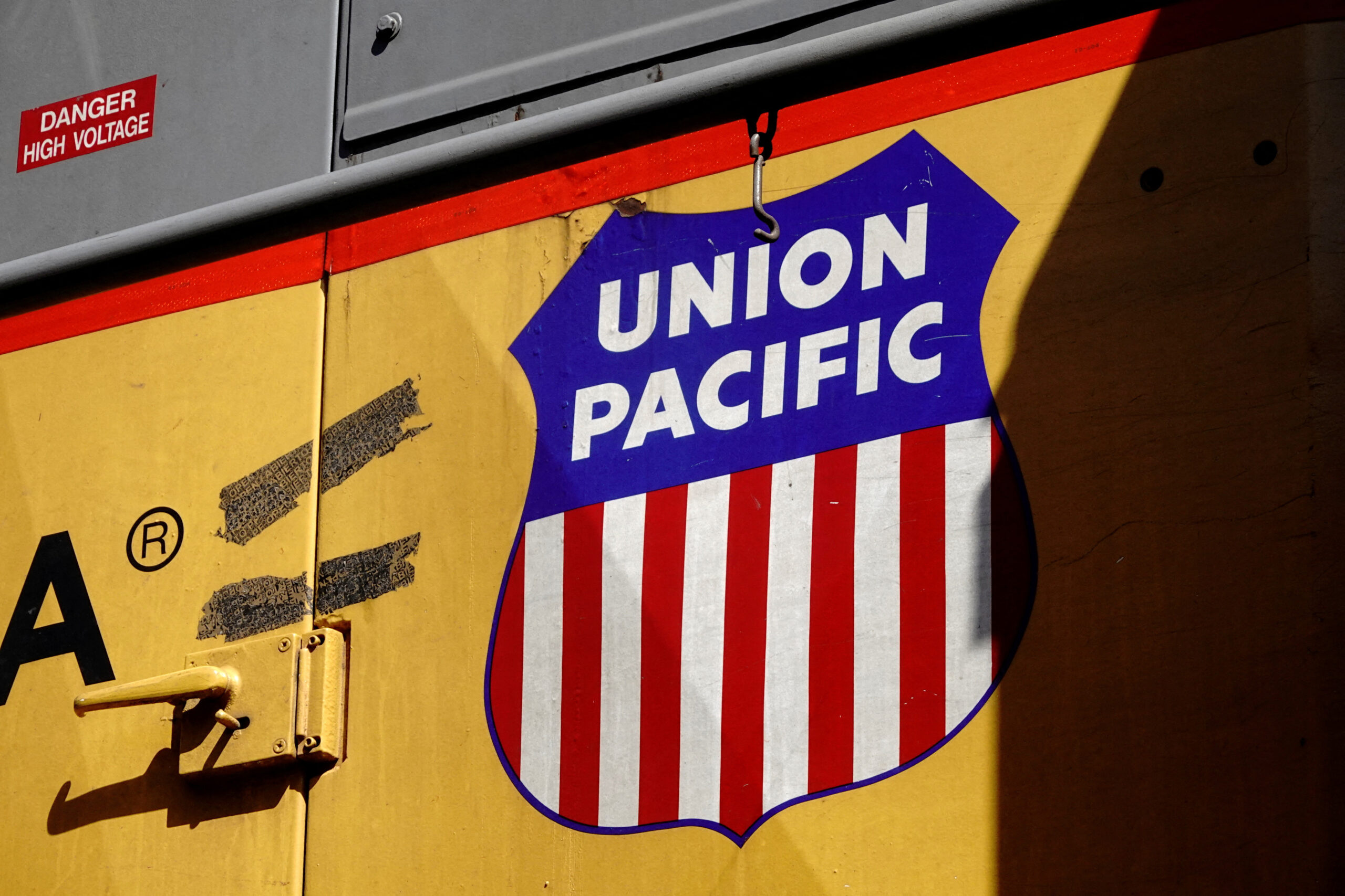 Union Pacific Reports 7 Growth in Q4 Profit on Higher Volumes Pricing